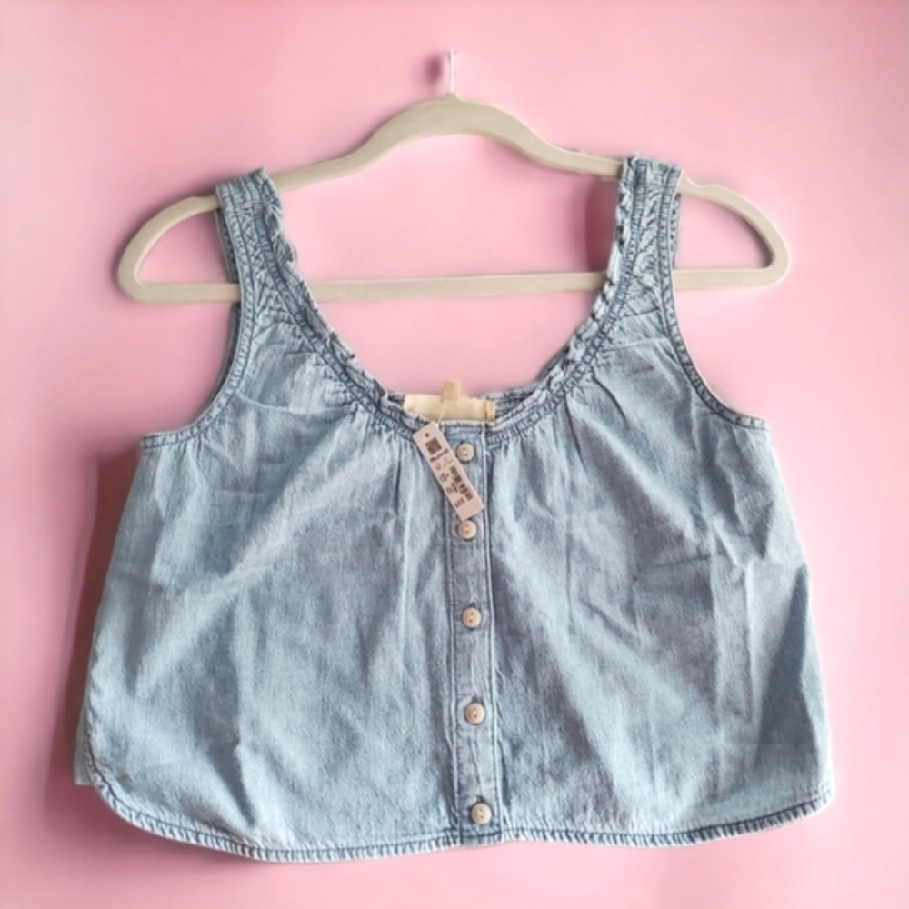 Denim Ruffled U-Neck Crop Top XS
